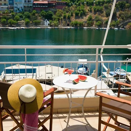 Straight To The Lake View Apartments Agios Nikolaos Exterior foto
